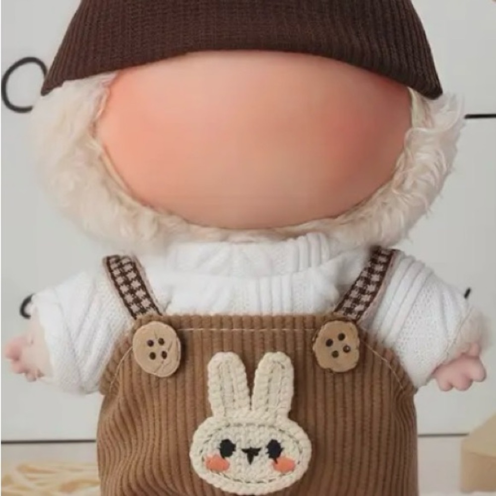 Stylish outfit for Labubu doll. No doll.